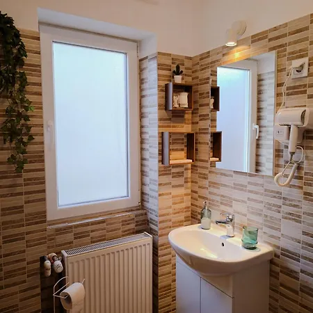 Daire The Corner Loft - Cismigiu Garden