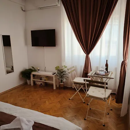 The Corner Loft - Cismigiu Garden * Bucharest